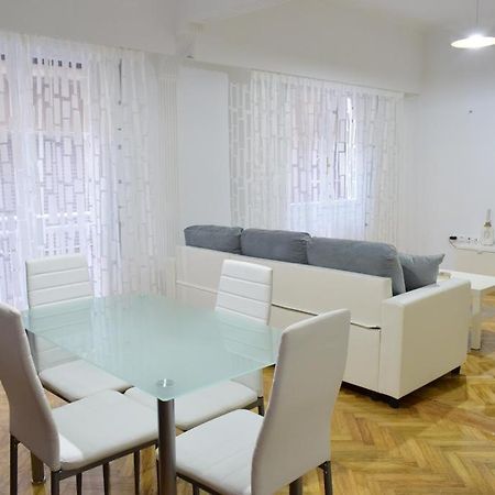 Beautiful Renovated Flat In Athens Apartment Ngoại thất bức ảnh